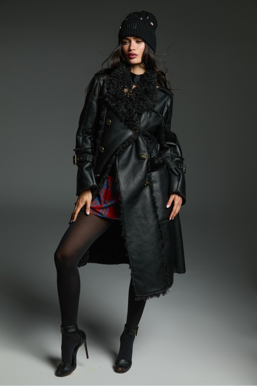 CAPPOTTO NERO ECOLOGICO