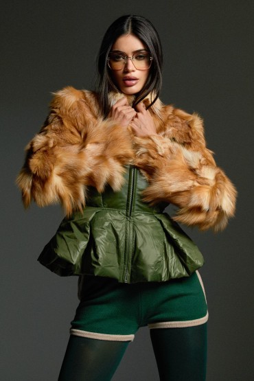 CAZADORA PLUMAS ZORRO CAQUI