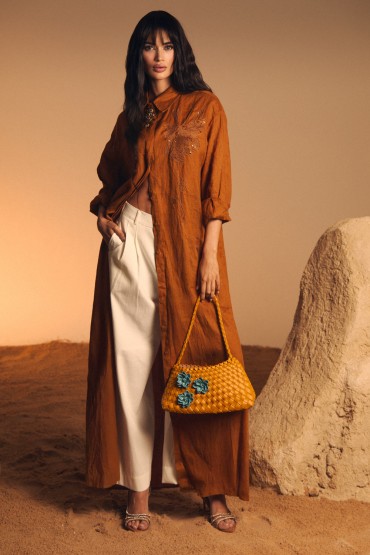 VESTIDO CAMISERO MARRON PEDRERIA