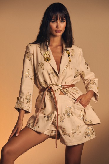 PANTALONCINI RICAMATI / COLLEZIONE ESTIVA