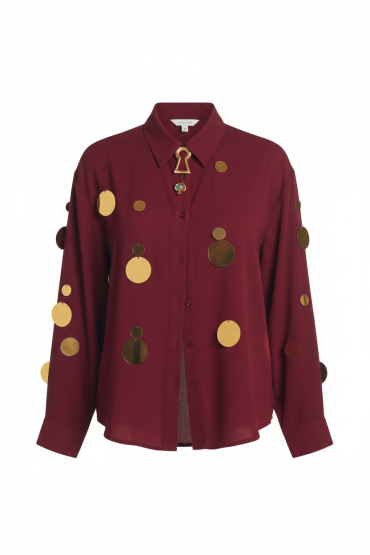 CAMISA ROJA CON LENTEJUELAS DORADAS