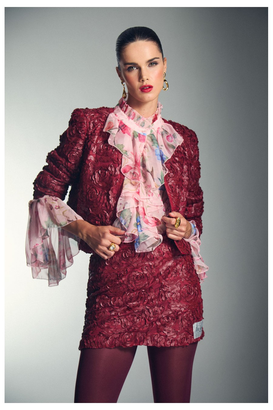 VESTE ROUGE À FLEURS