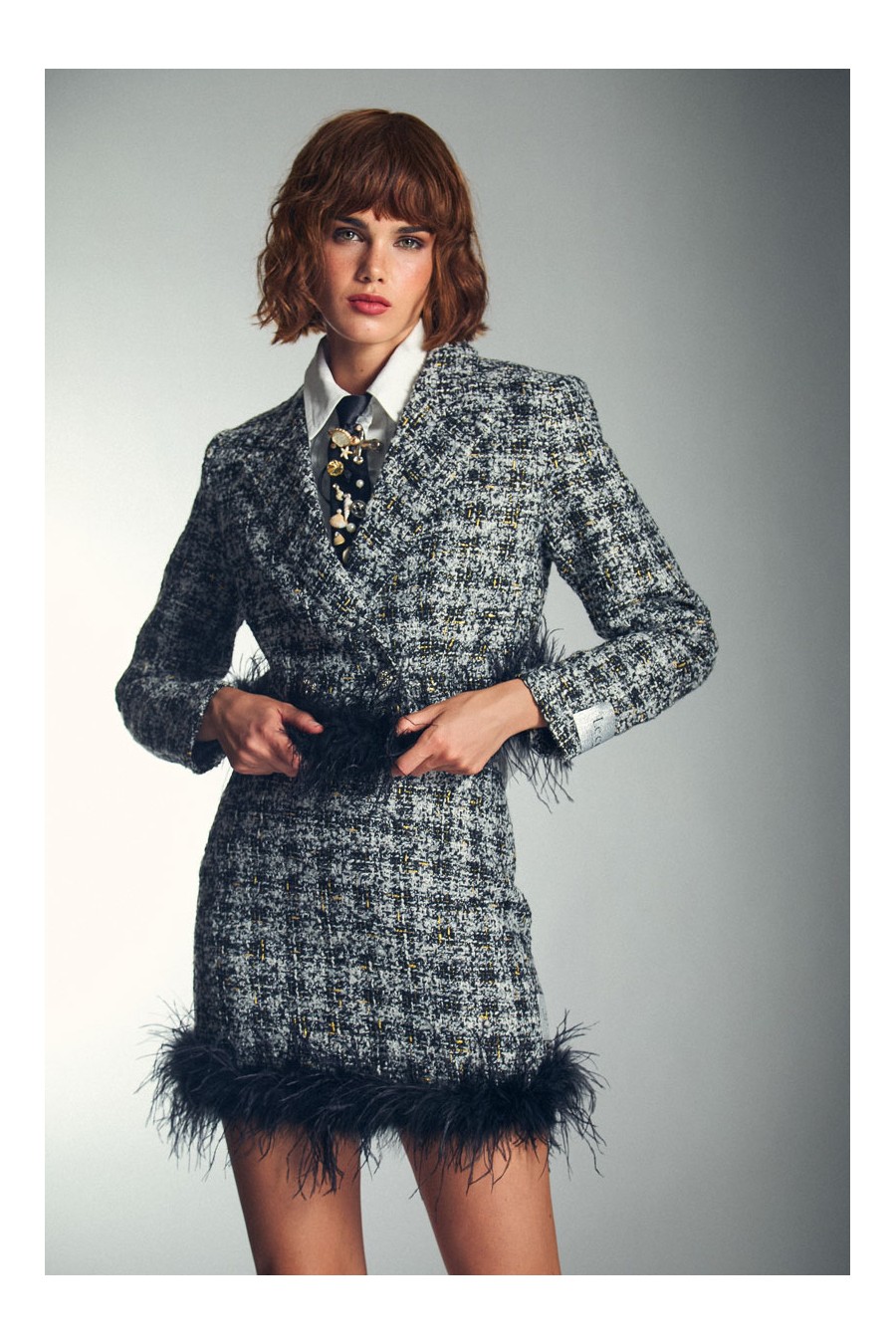 BLACK CHECKED AND FEATHERED BLAZER