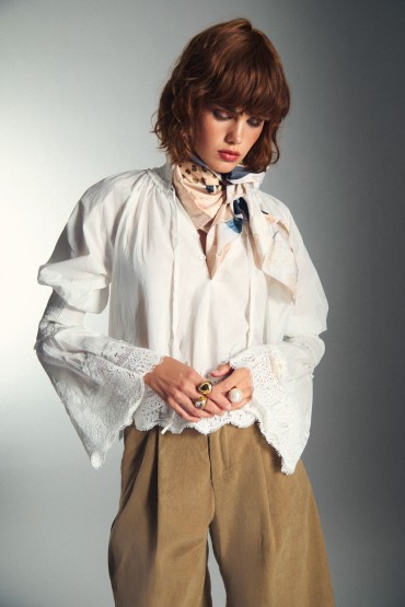 CAMISA BLANCA CHORRERAS