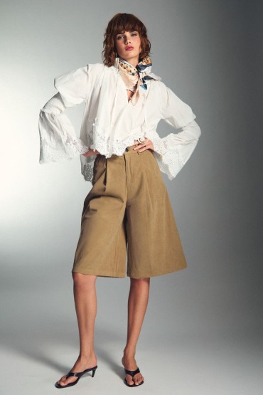 CAMISA BLANCA CHORRERAS