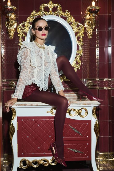 CAMICIA BIANCA CON PIZZO A MOTIVI FLOREALI