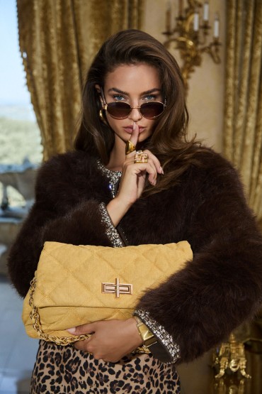 BOLSO ACOLCHADO AMARILLO