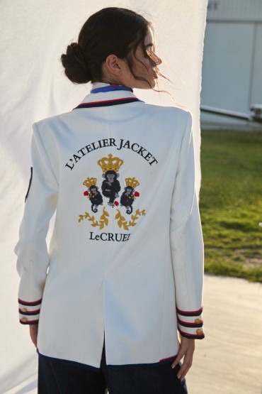 5316 VESTE SUR BLANC